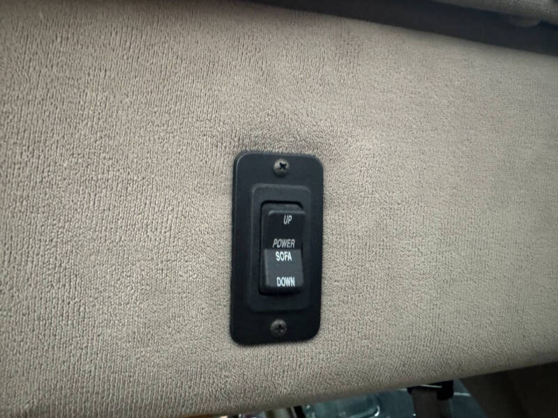 1999 Dodge Ram Van 1500