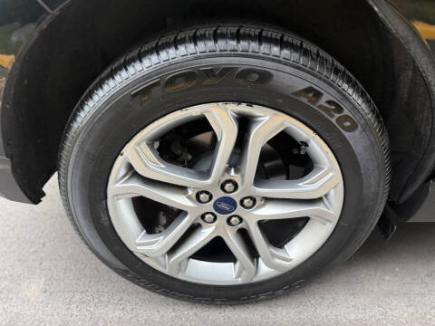 2017 Ford Edge Titanium