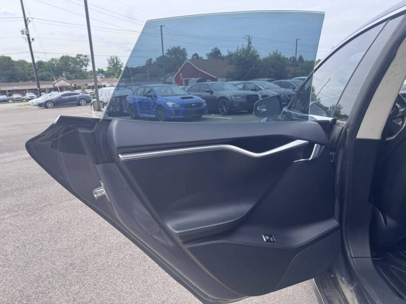 2013 Tesla Model S