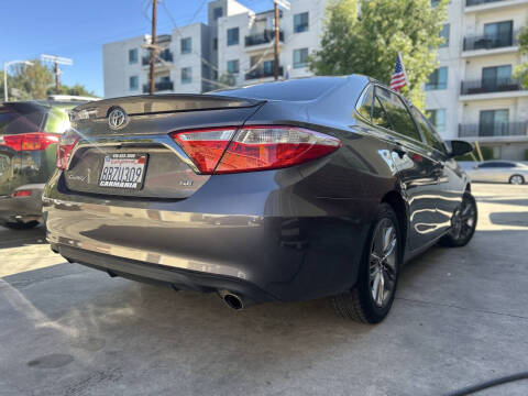 2017 Toyota Camry SE