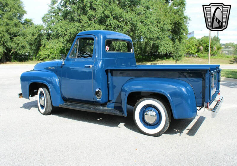 1953 Ford F-100