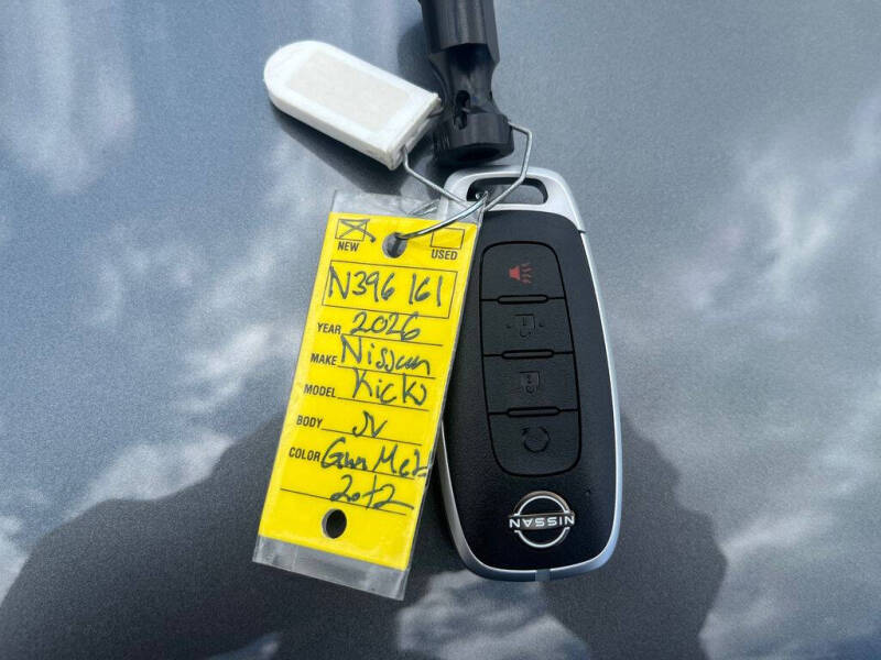 2026 Nissan Kicks SV