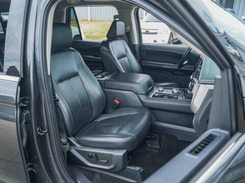 2023 Ford Expedition MAX XLT