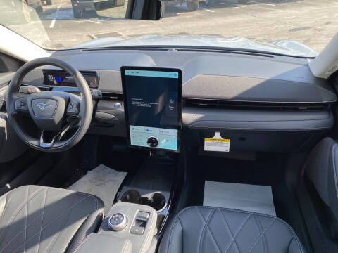 2024 Ford Mustang Mach-E Select