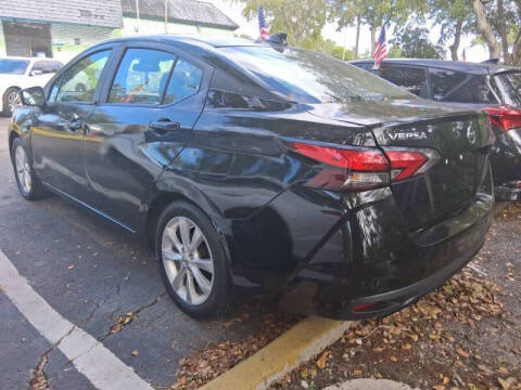 2021 Nissan Versa SV