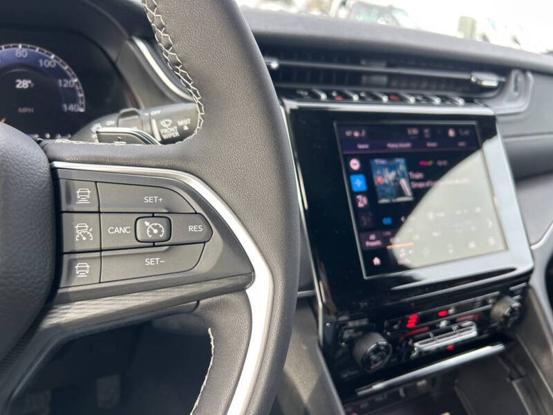 2025 Jeep Grand Cherokee L Altitude X