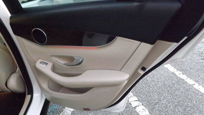 2021 Mercedes-Benz GLC GLC 300