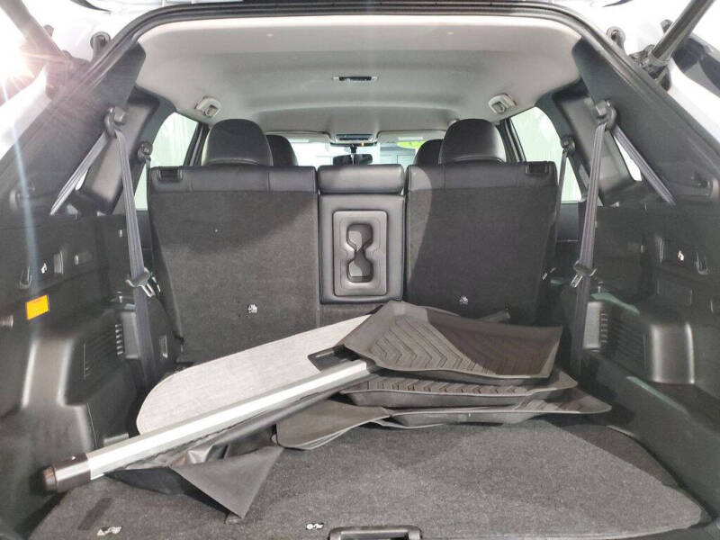 2023 Mitsubishi Outlander PHEV SE