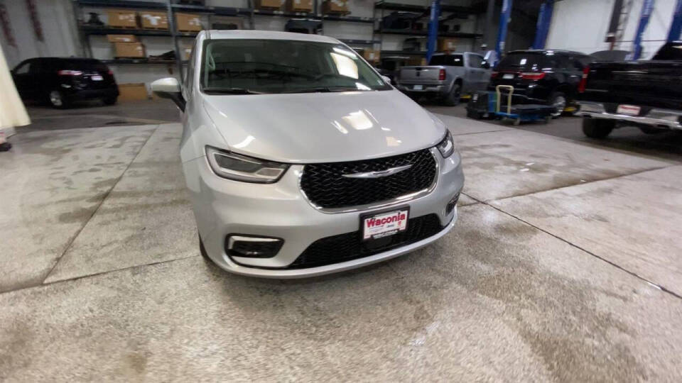 2023 Chrysler Pacifica for sale at Victoria Auto Sales in Victoria, MN