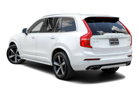 2016 Volvo XC90 T8 eAWD R-Design