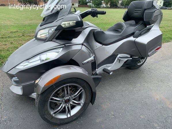 2012 Can-Am Spyder RT-S SE5