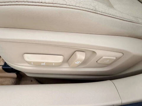 2013 Lexus ES 300h