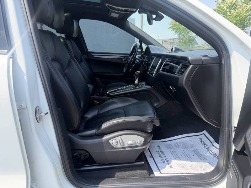 2018 Porsche Macan
