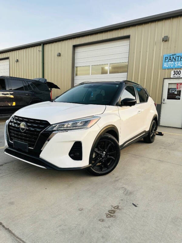 2023 Nissan Kicks SR