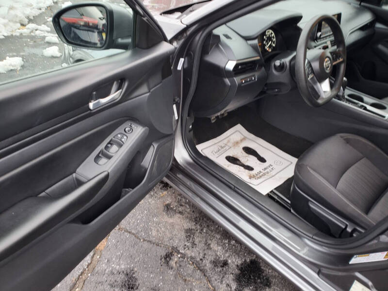 2022 Nissan Altima 2.5 S