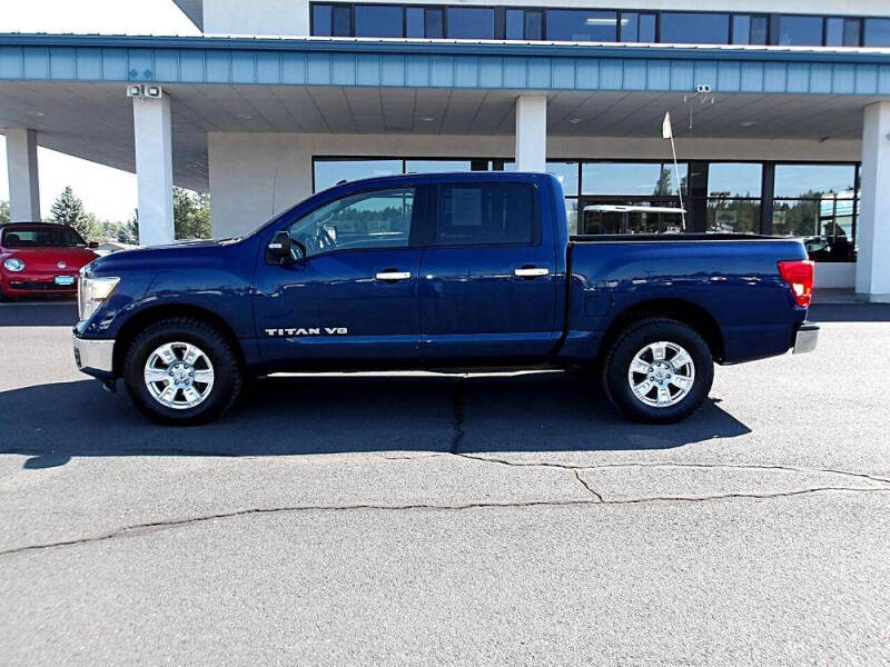 2018 Nissan Titan SV