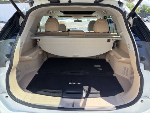 2016 Nissan Rogue SL