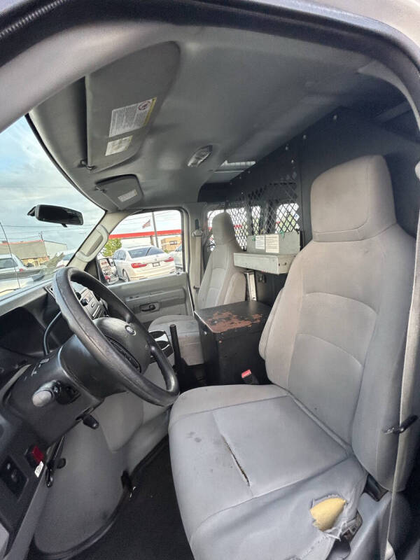 2013 Ford E-Series E-150
