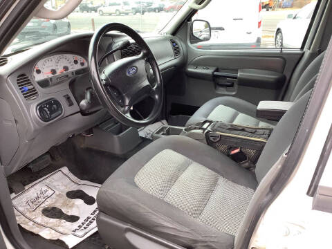 2004 Ford Explorer Sport Trac XLS
