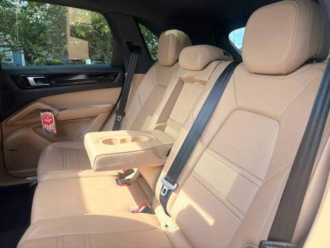 2020 Porsche Cayenne
