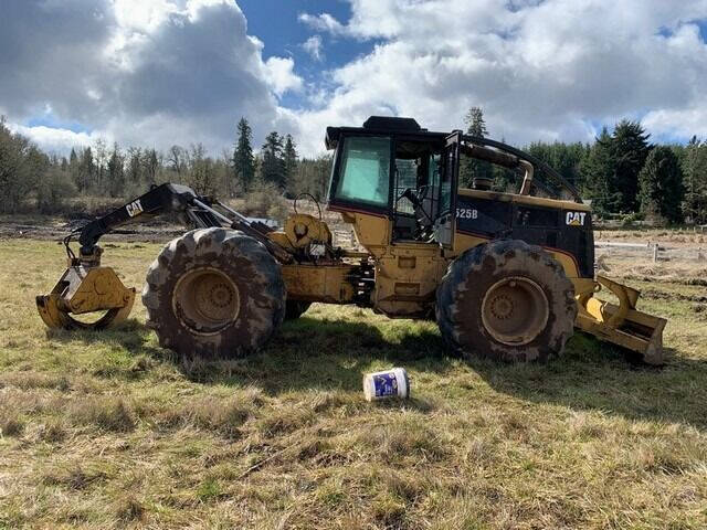 2002 Caterpillar 525B