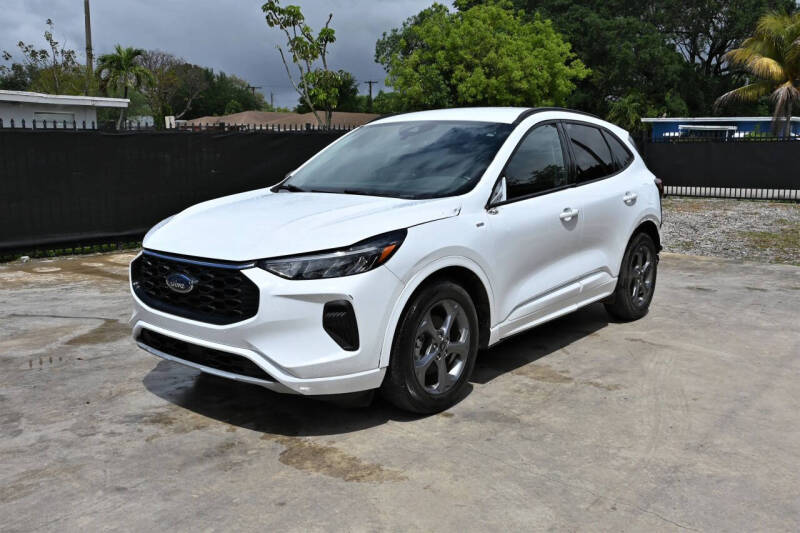 2023 Ford Escape ST-Line