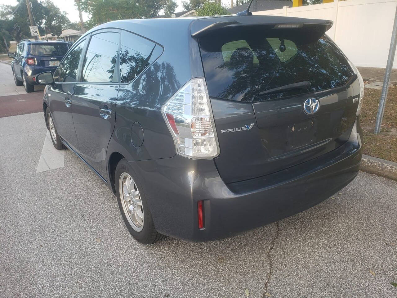 2014 Toyota Prius v for sale at We Buy & Sell Cars Inc in Orlando, FL