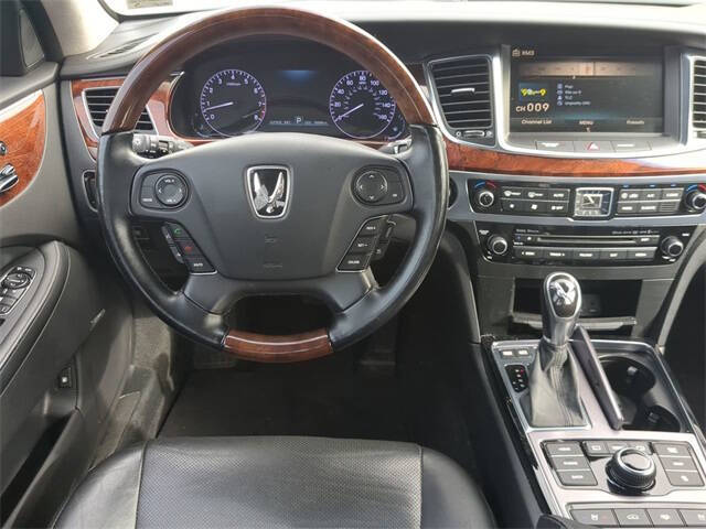 2016 Hyundai Equus Signature