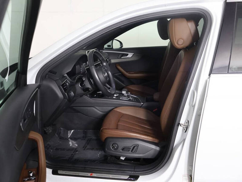 2019 Audi A4 quattro Premium Plus 45 TFSI
