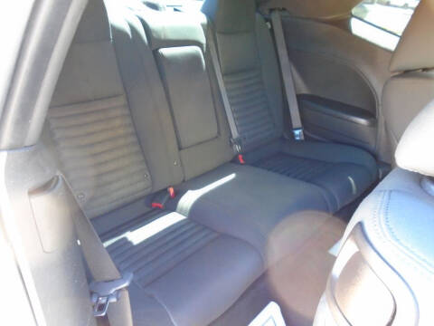 2012 Dodge Challenger SXT