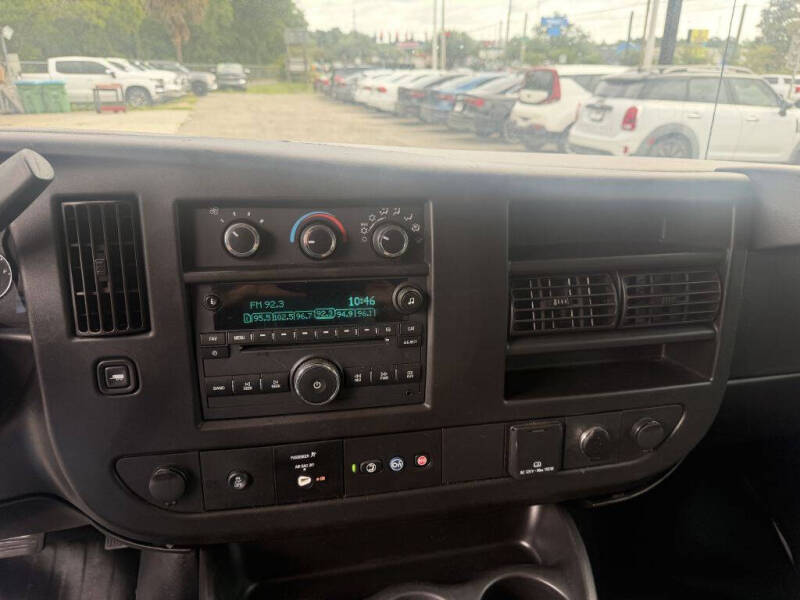 2021 Chevrolet Express 2500