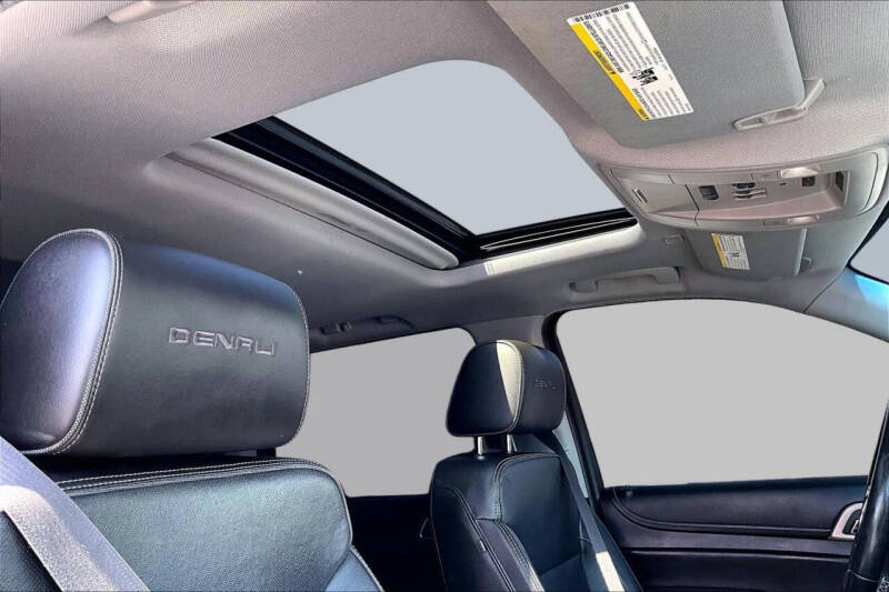 2017 GMC Yukon Denali