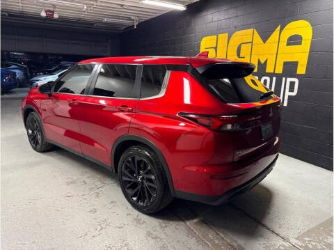 2022 Mitsubishi Outlander ES