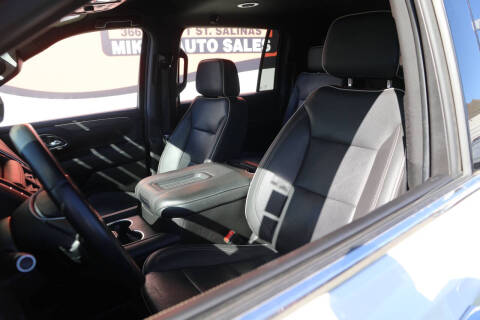 2023 GMC Yukon XL SLT