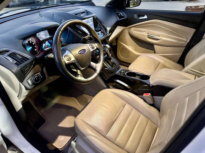 2015 Ford Escape Titanium