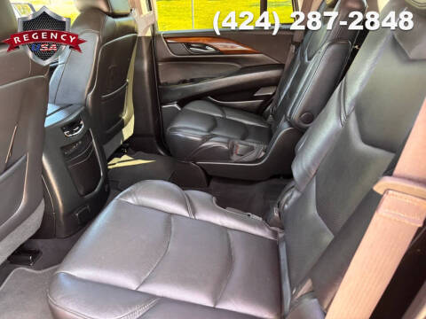 2017 Cadillac Escalade Luxury