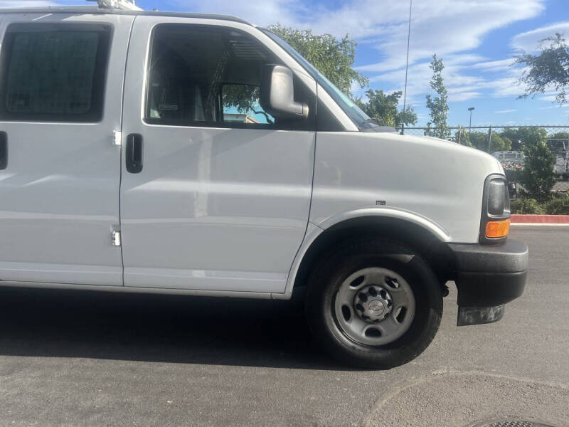 2017 Chevrolet Express 2500