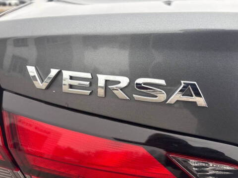 2023 Nissan Versa SV