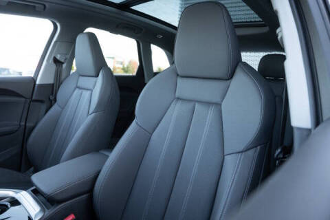 2025 Audi Q5 quattro Prestige TFSI