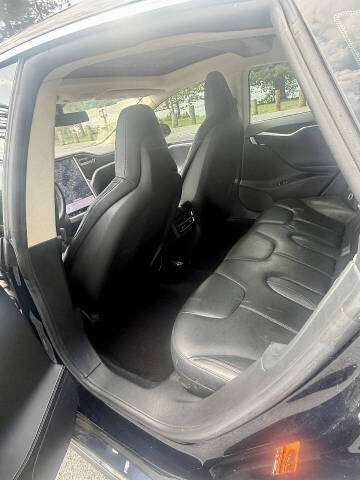 2014 Tesla Model S 85
