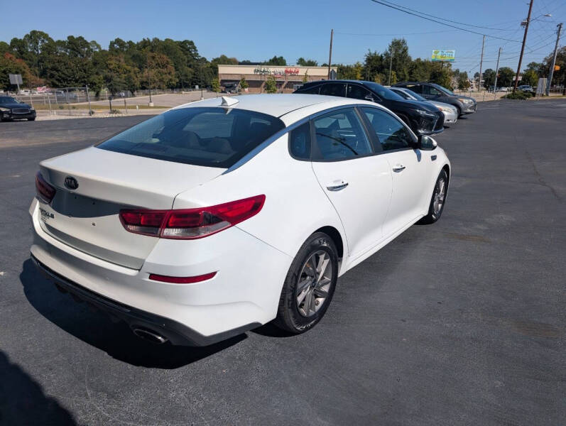 2020 Kia Optima LX