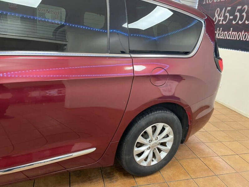 2018 Chrysler Pacifica Touring L Plus