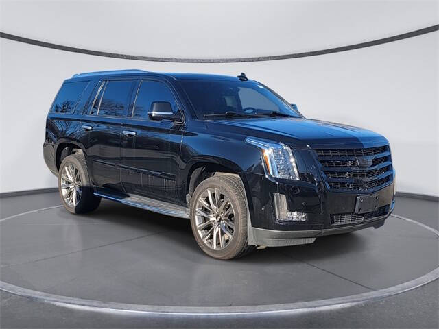 2019 Cadillac Escalade Luxury