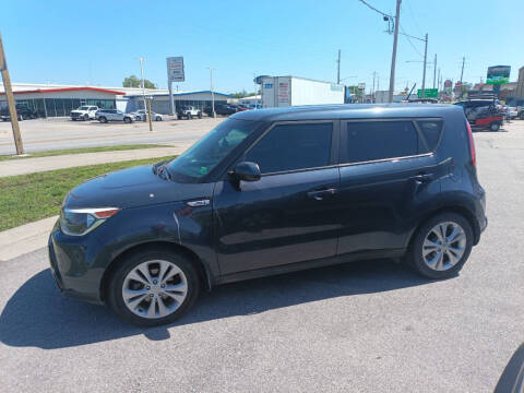 2016 Kia Soul +