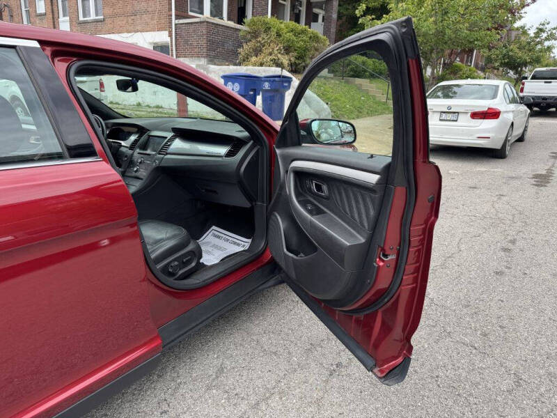 2014 Ford Taurus SEL