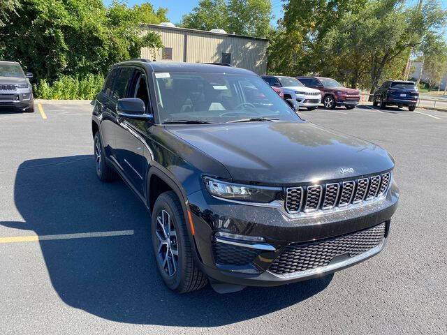 2023 Jeep Grand Cherokee for sale in Olathe, KS