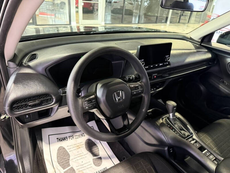 2025 Honda HR-V LX