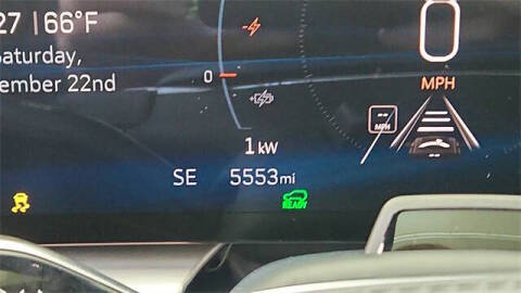 2025 Cadillac LYRIQ Luxury 3