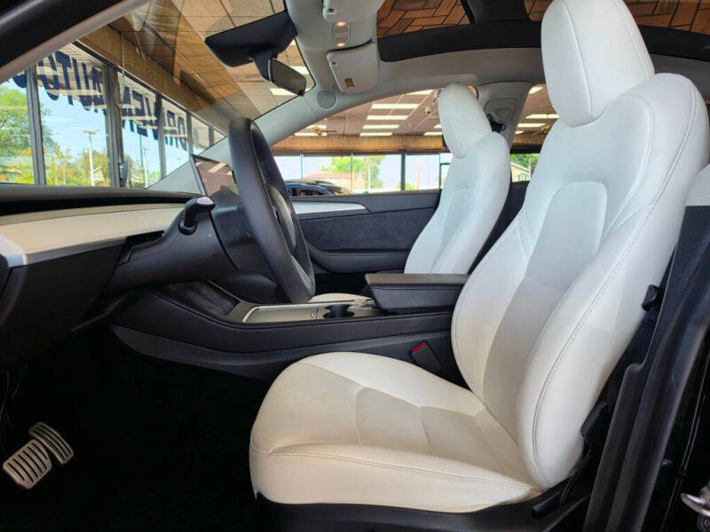 2023 Tesla Model Y Performance