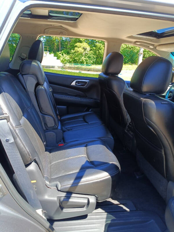 2015 Nissan Pathfinder Platinum